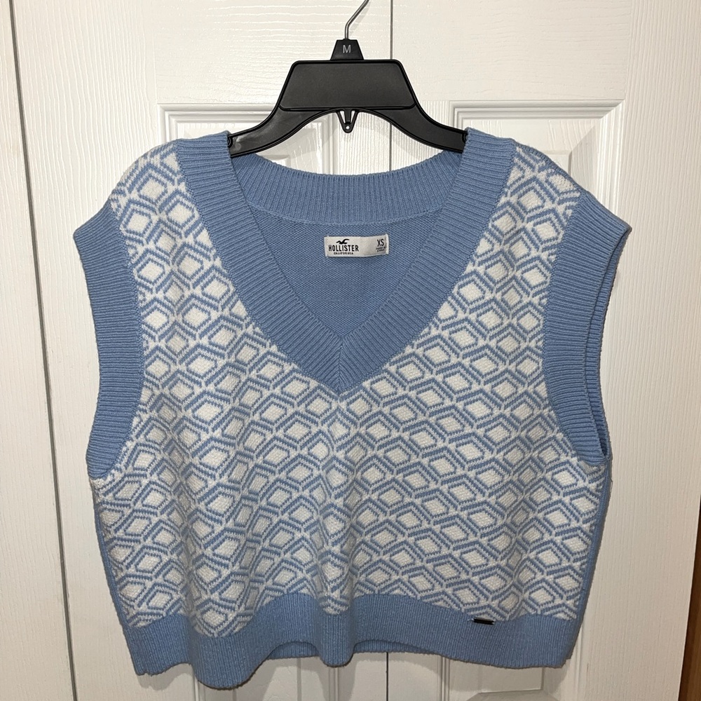 Hollister Sweater vest